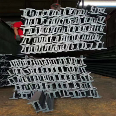 Q345B เหล็กคาร์บอน T Bar T Beam ASTM T Section Painting 40*40*5*5mm ขนาด 6 เมตร ความยาว