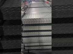 Affichage d'une plaque d'acier galvanisé à motif